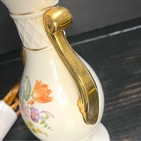 Vintage Victorian Style  Porcelain Accent Lamp w/ Gold Accent Flower Bouquet 8” - Picture 5 of 9